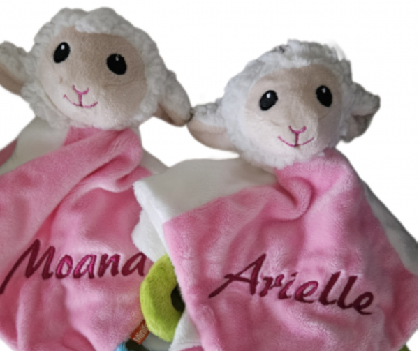 Schmusetuch, Schnuffeltuch Schaf (bunt) mit Name & Datum/Text bestickt