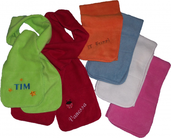 Kinder Fleece Schal mit Motiv / Namen bestickt