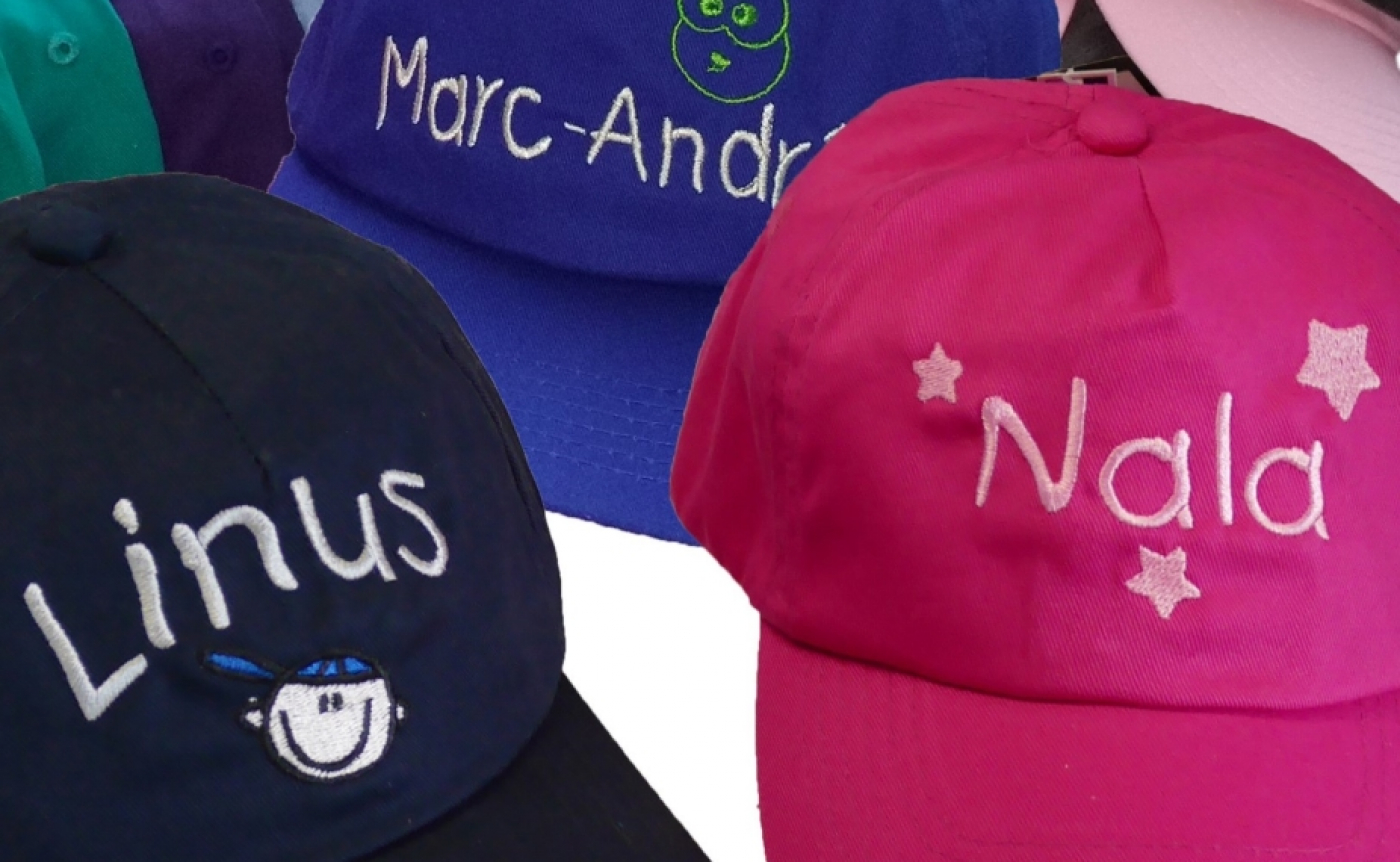 Kinder-CAP ab 6J mit Motiv / Namen bestickt