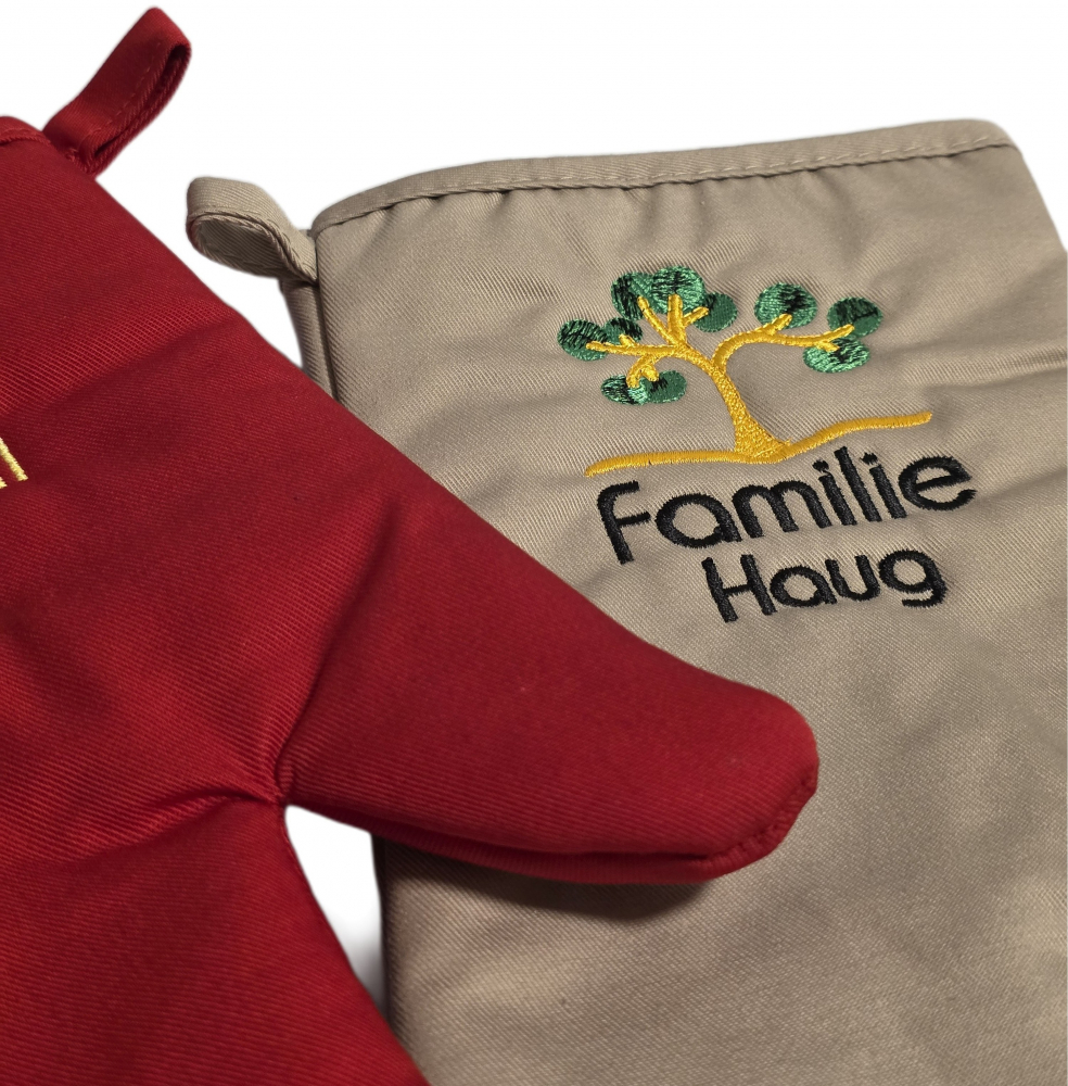 Ofenhandschuh aus Baumwolle mit Namen/ Motiv bestickt